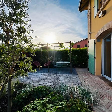 * * * * * Splendida Casa Di Campagna Кастеназо Екстериор снимка