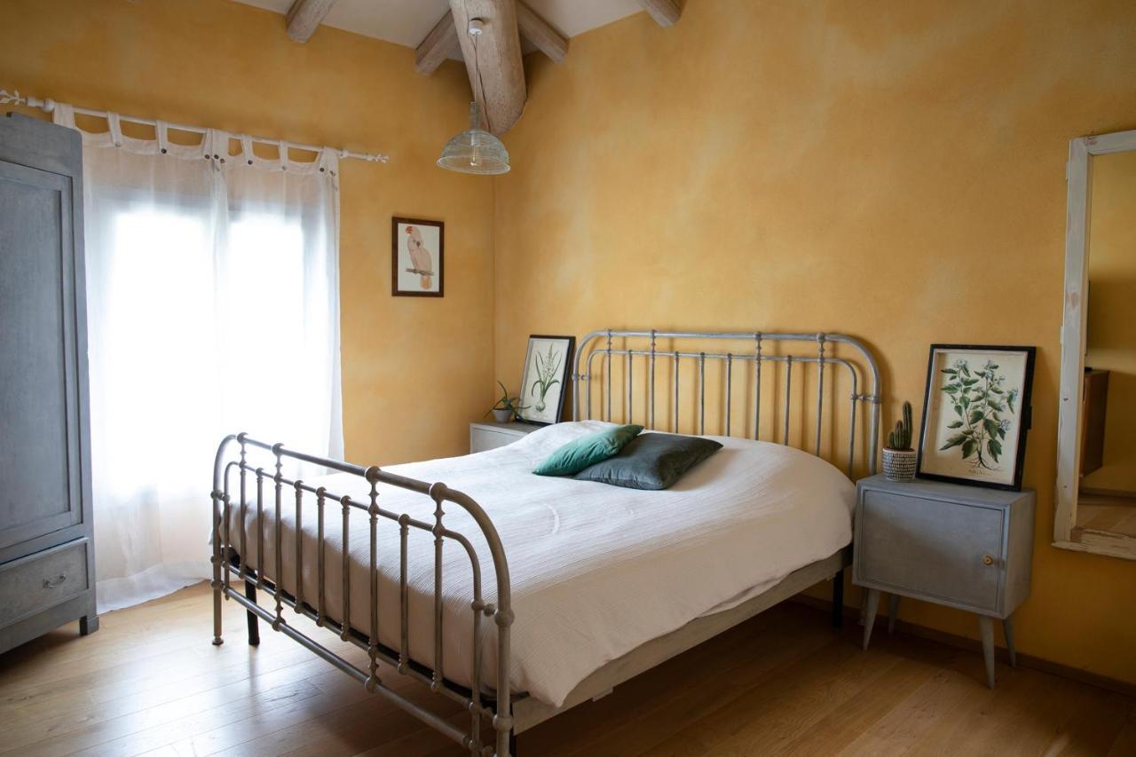* * * * * Splendida Casa Di Campagna Кастеназо Екстериор снимка