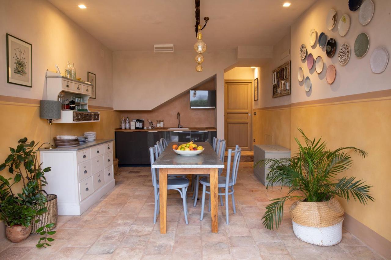 * * * * * Splendida Casa Di Campagna Кастеназо Екстериор снимка