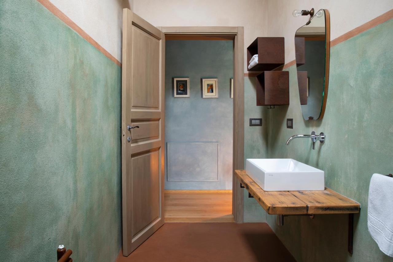 * * * * * Splendida Casa Di Campagna Кастеназо Екстериор снимка