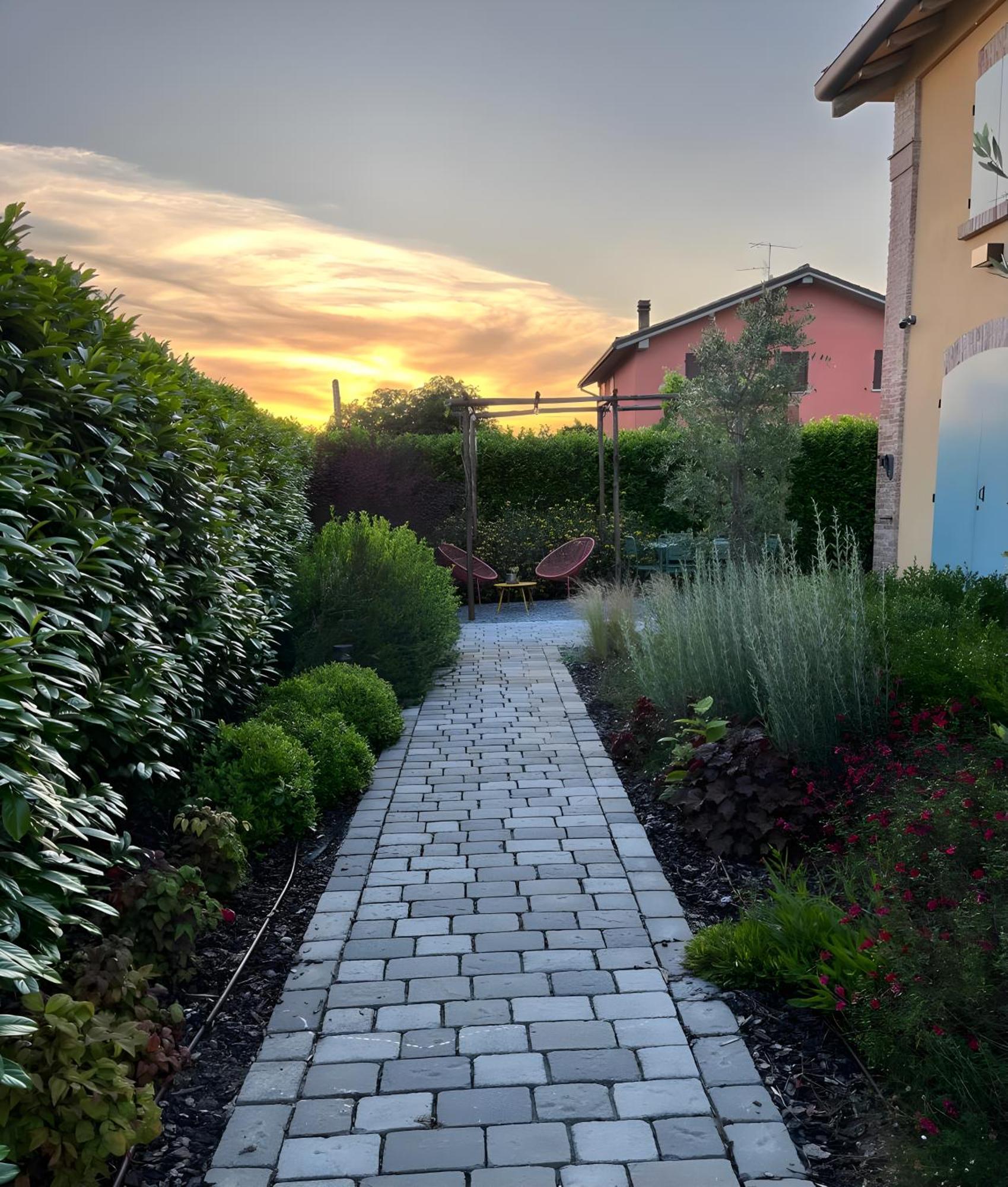 * * * * * Splendida Casa Di Campagna Кастеназо Екстериор снимка